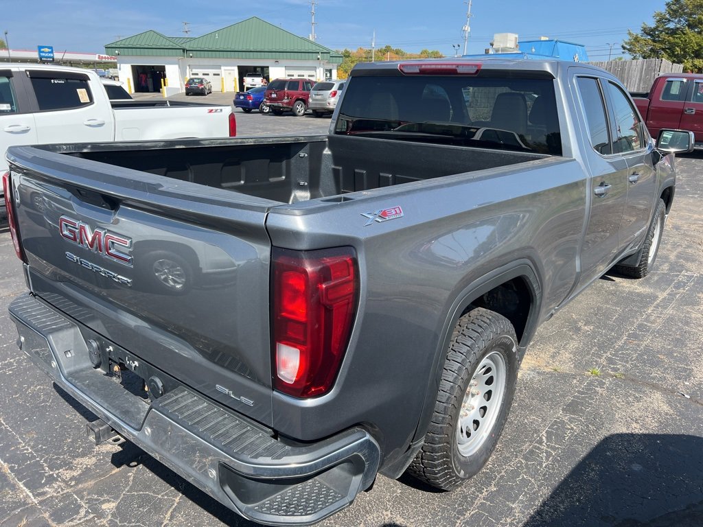 2021 Gmc Sierra 1500 SLE photo 4