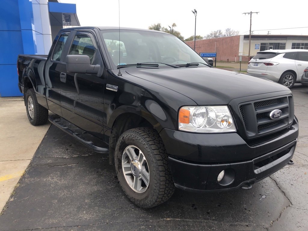 2008 Ford F-150 STX photo 4