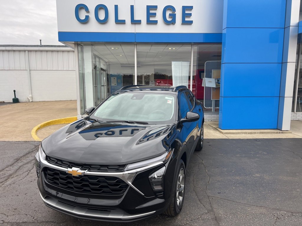 2026 Chevrolet Trax LT's photo