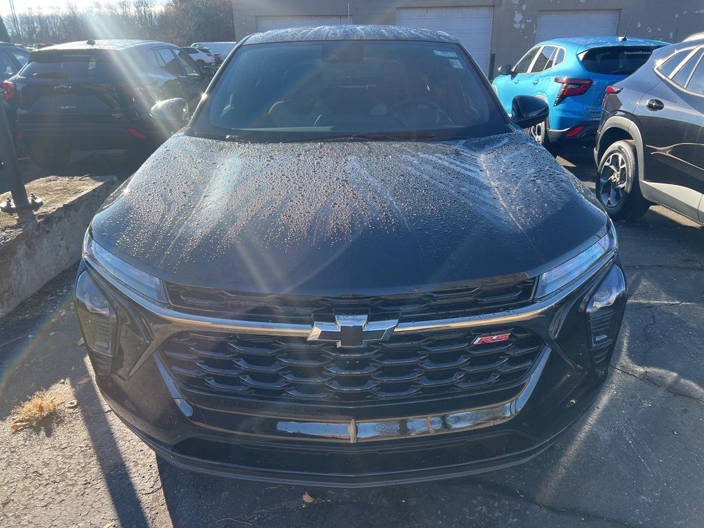 2026 Chevrolet Trax photo 2