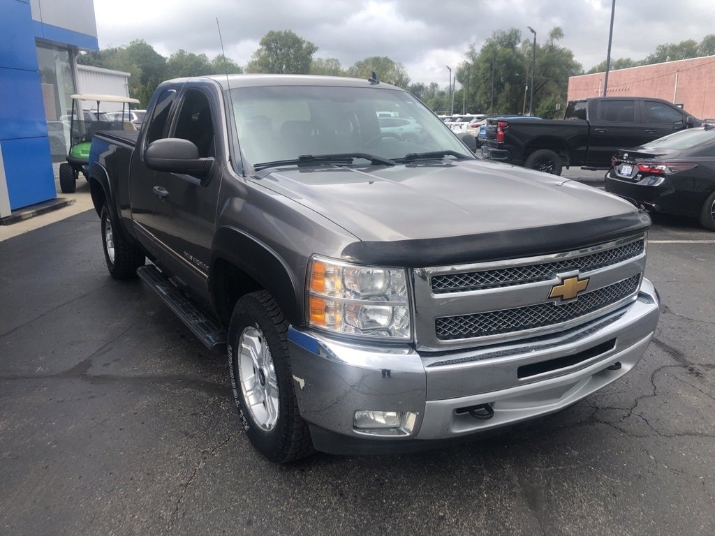 Used 2013 Chevrolet Silverado 1500 LT with VIN 1GCRKSE73DZ123554 for sale in Albion, MI