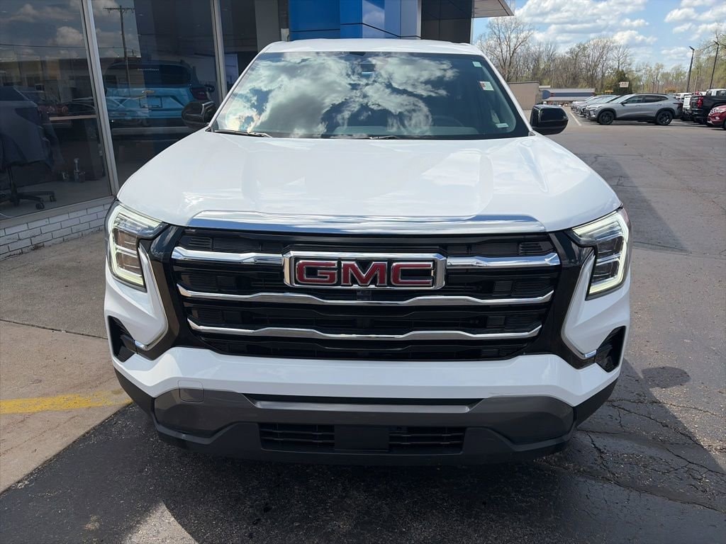 Used 2026 GMC Terrain Elevation SUV
