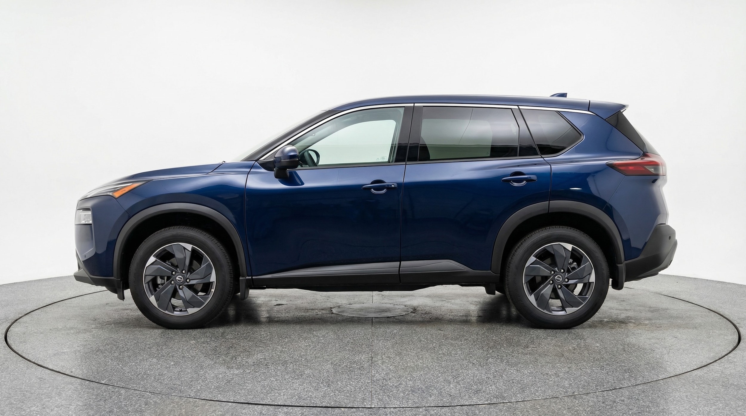 Thumbnail: 2025 Nissan Rogue - 4