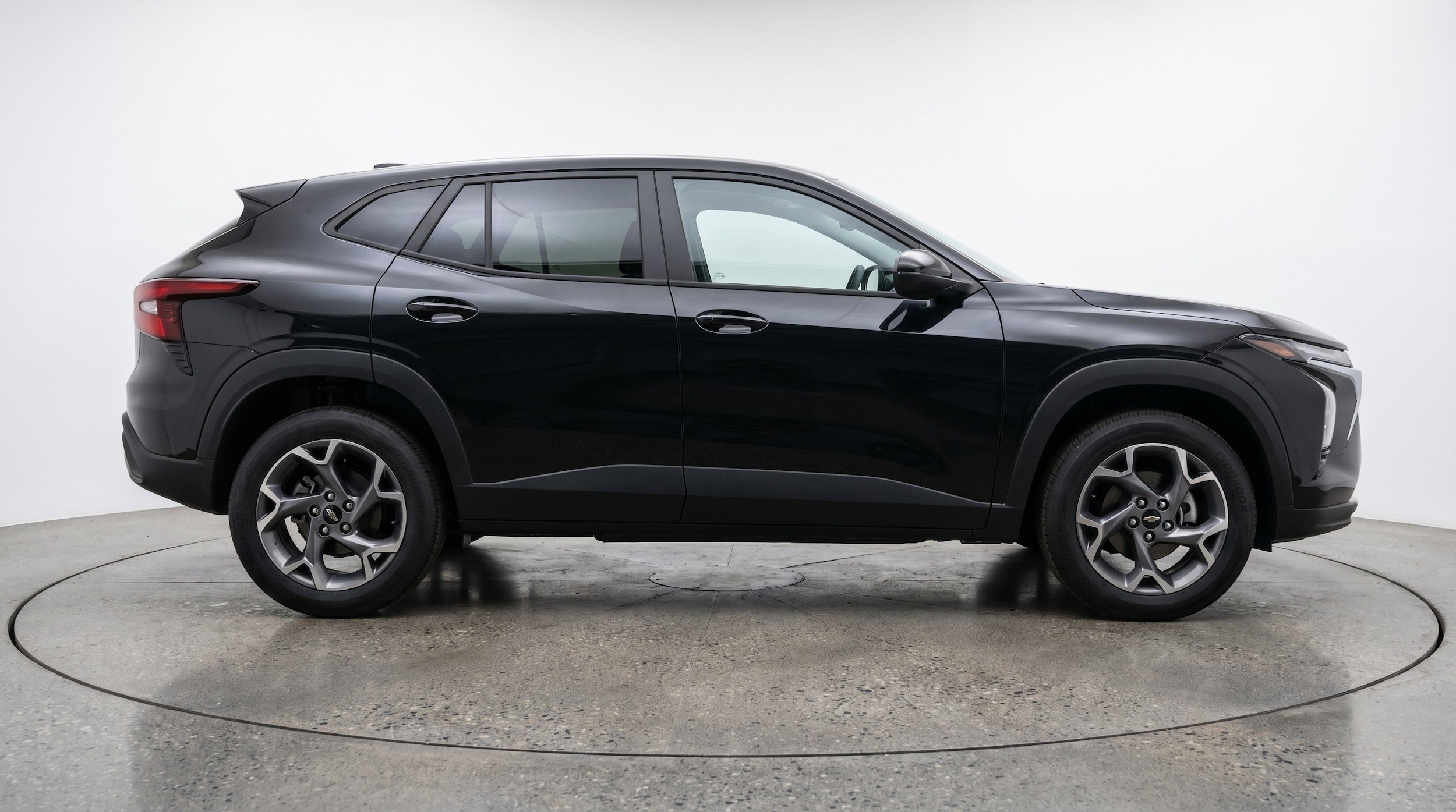 Thumbnail: 2025 Chevrolet Trax - 11