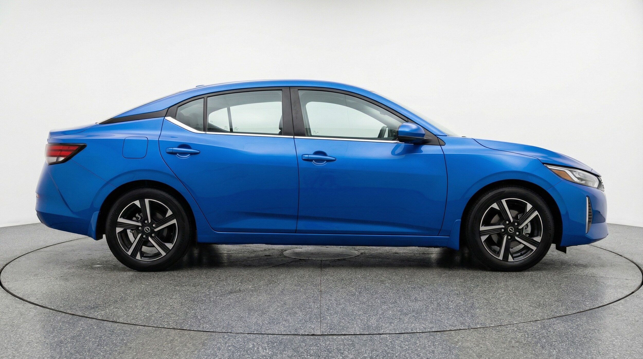 Thumbnail: 2025 Nissan Sentra - 8