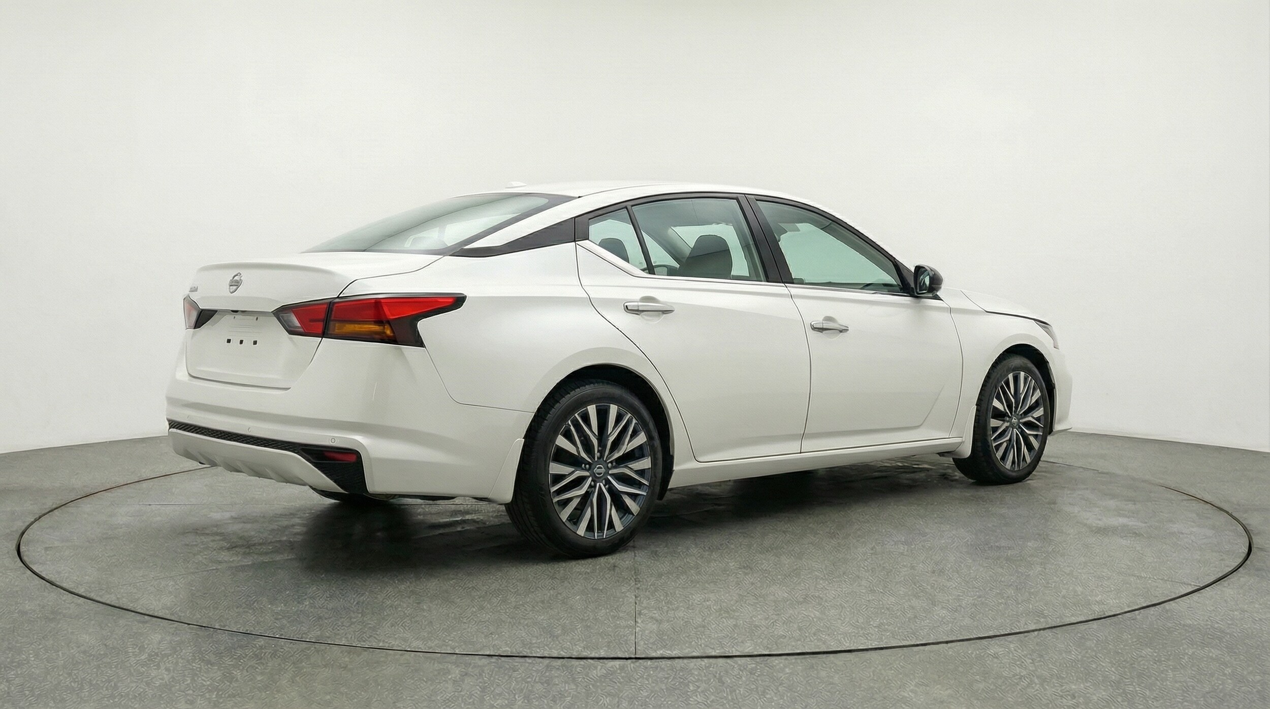 Thumbnail: 2025 Nissan Altima - 7