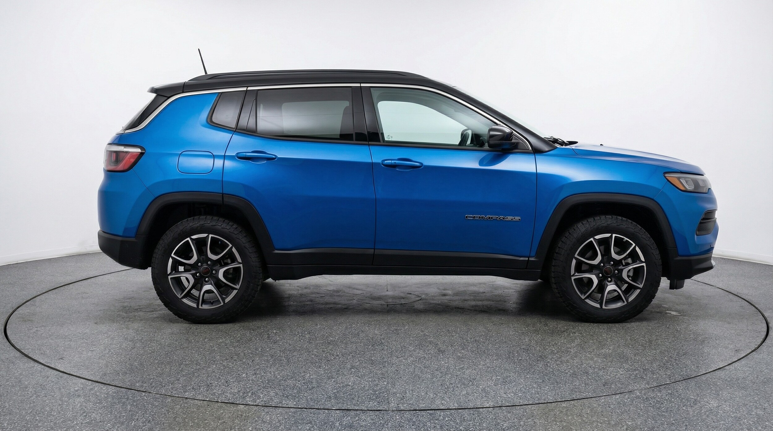 Thumbnail: 2025 Jeep Compass - 8