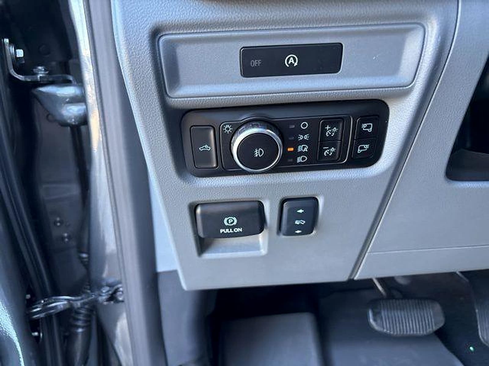 2025 Ford F-150 Lariat - Photo 25