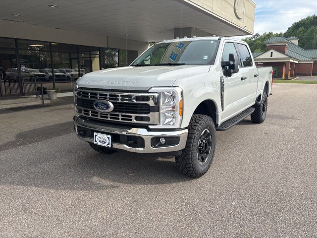 2026 Ford F-350 XLT 4x4 Crew Cab 6-3/4' Box SRW's photo