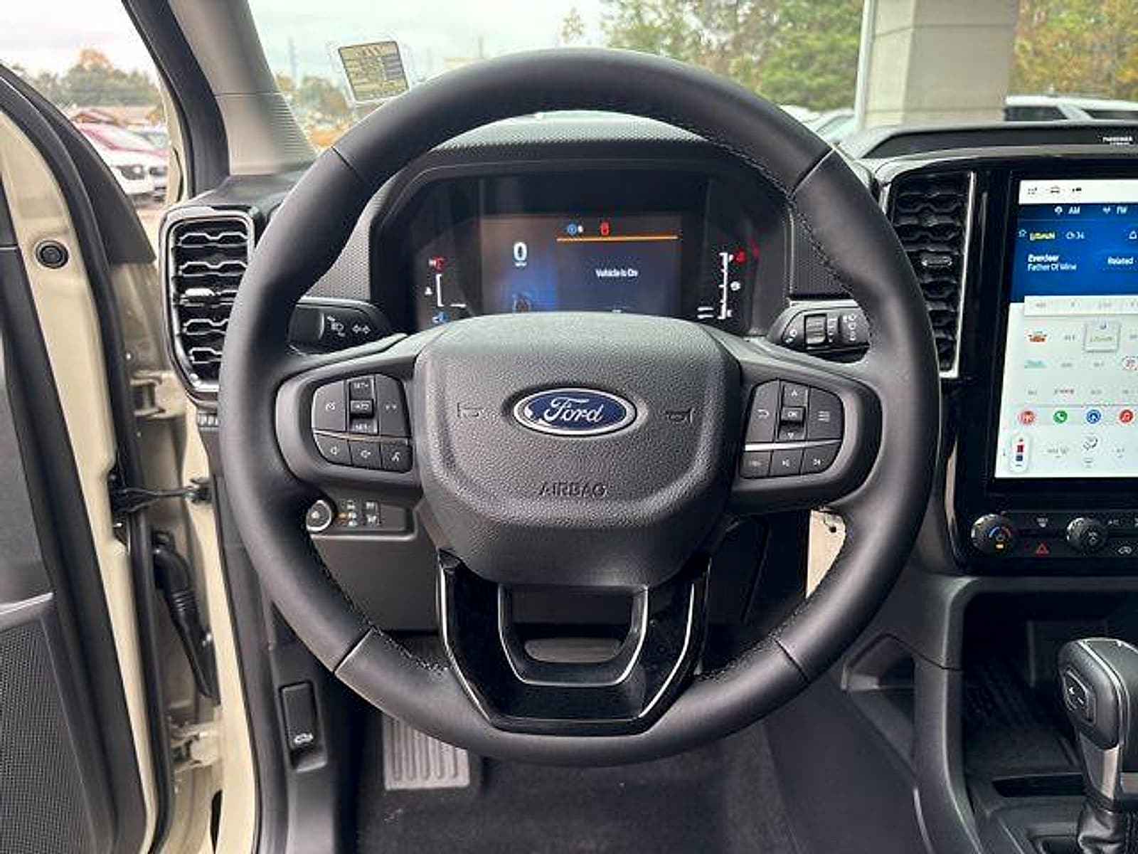 2025 Ford Ranger XLT - Photo 17