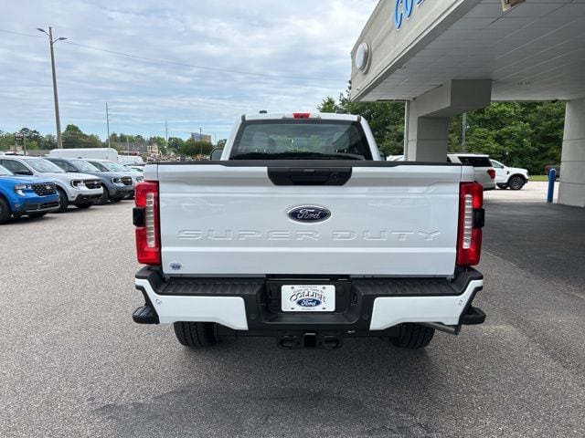 2025 Ford F-350 Super Duty XL - Photo 8