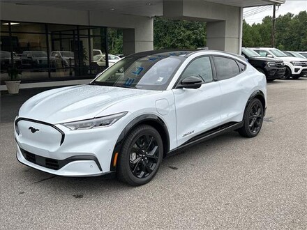 2023 Ford Mustang Mach-E Premium SUV