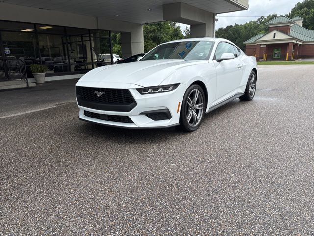 2025 Ford Mustang EcoBoost Fastback's photo