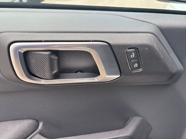 2025 Ford Bronco 4-Door Base - Photo 22
