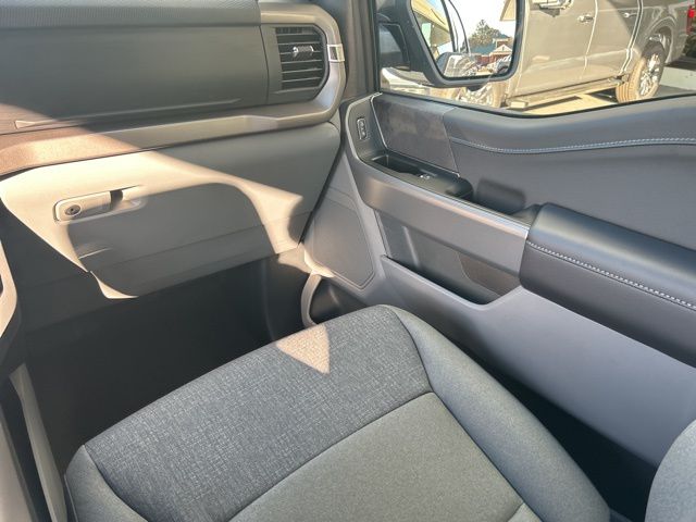 2025 Ford F-150 XLT - Photo 14