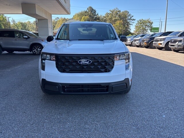 2025 Ford Maverick XL photo 2