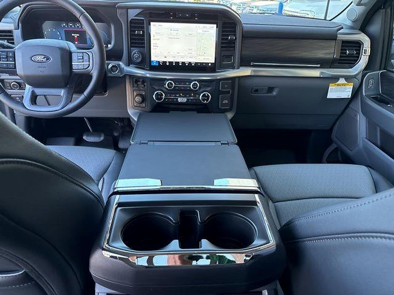 2025 Ford F-150 Lariat - Photo 18