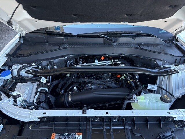 2025 Ford Explorer Platinum photo 3