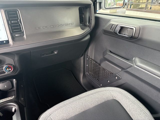 2025 Ford Bronco 4-Door Base - Photo 13