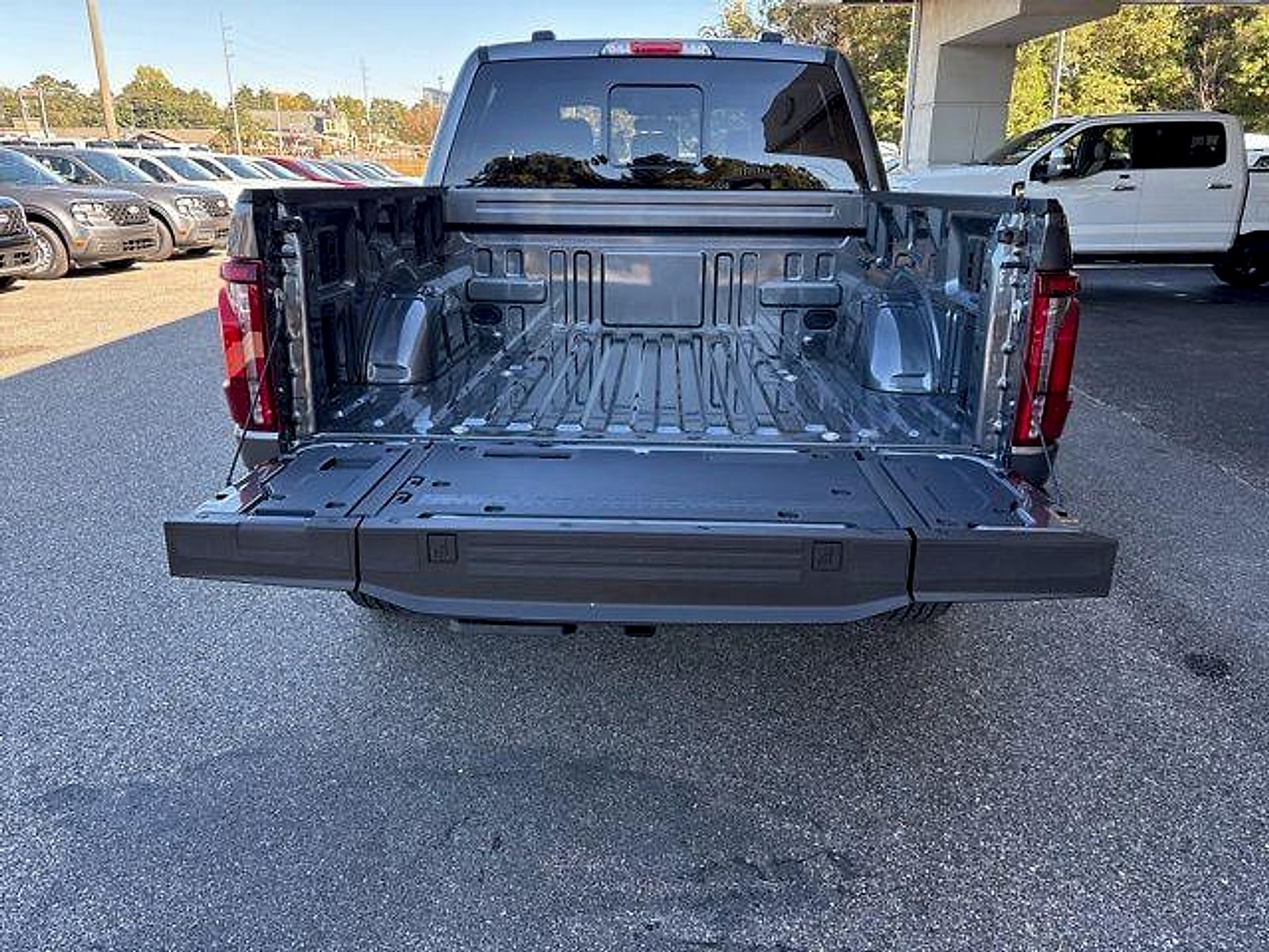 2025 Ford F-150 Lariat - Photo 9