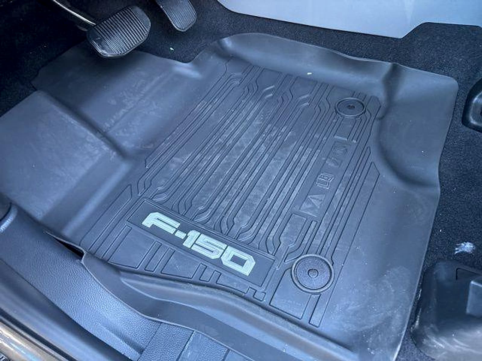 2025 Ford F-150 Lariat - Photo 14