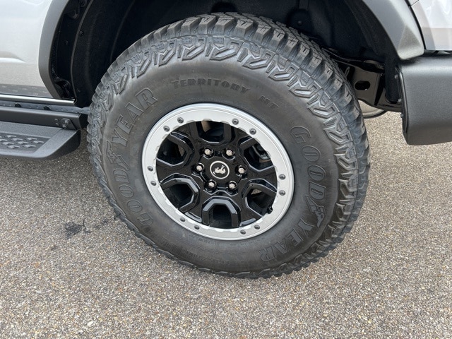 2024 Ford Bronco Outer Banks photo 4