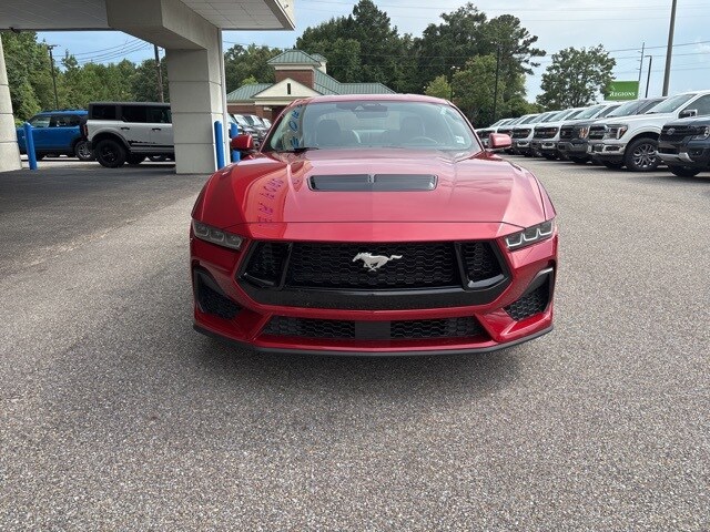 2024 Ford Mustang GT photo 2