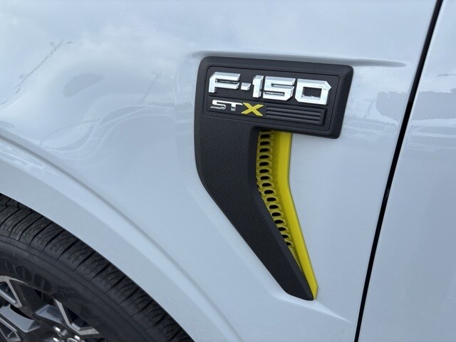 2025 Ford F-150 STX photo 3
