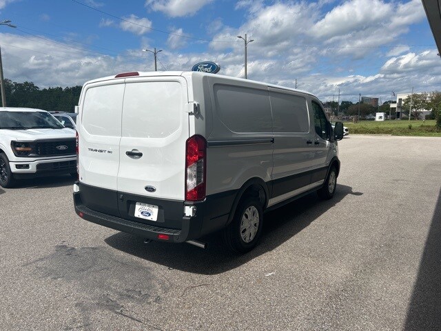 2024 Ford Transit photo 3