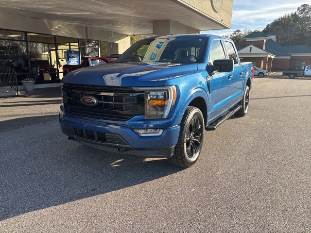 2022 Ford F-150 XLT's photo