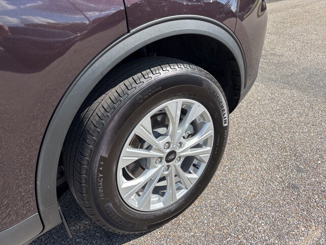 2023 Ford Escape Active photo 2
