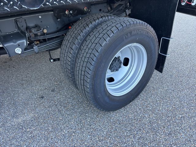 2026 Ford F-350 Super Duty Chassis Cab XL - Photo 6