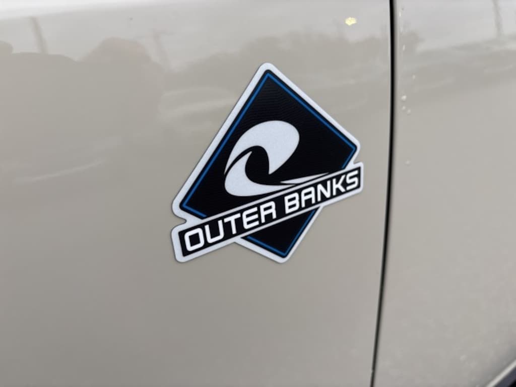 New 2025 Ford Bronco Outer Banks SUV