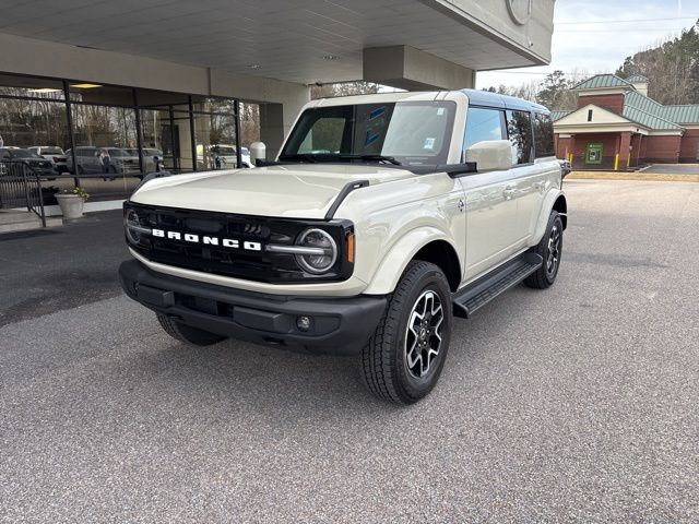 2025 Ford Bronco Outer Banks 4x4's photo
