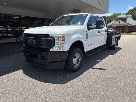2022 Ford F-350SD XL Chassis