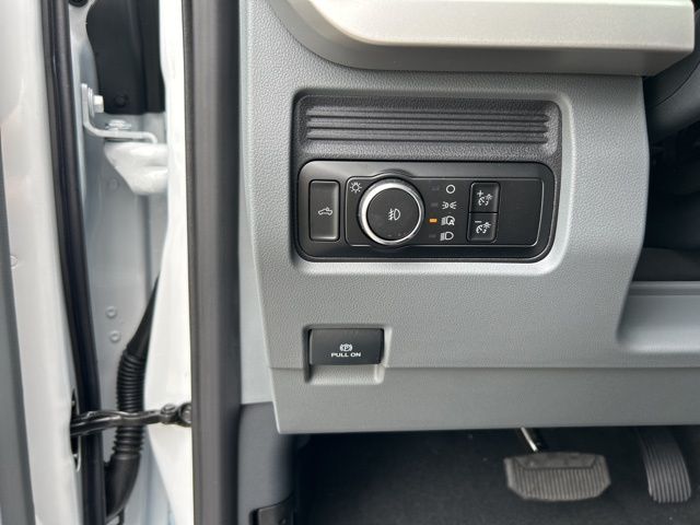 2025 Ford F-350 Super Duty XL - Photo 22
