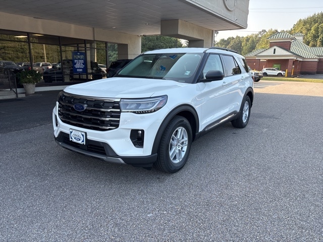 2025 Ford Explorer Active's photo