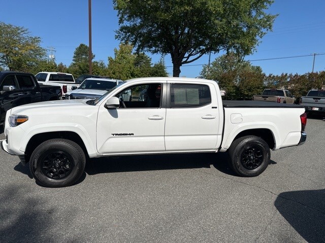 2022 Toyota Tacoma SR5 4x4 V6 photo 2