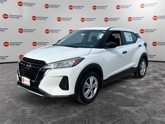 2025 Nissan Kicks Play S SUV