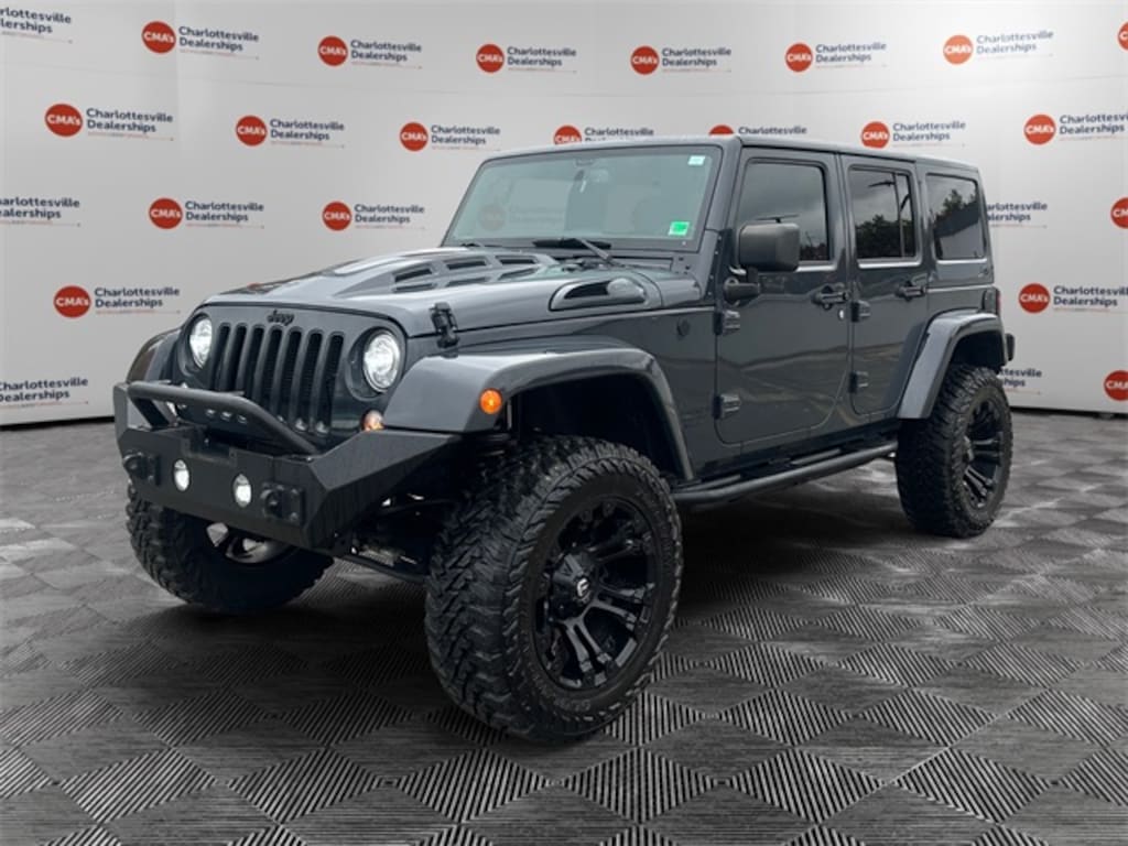 Used 2017 Jeep Wrangler Unlimited Sahara SUV