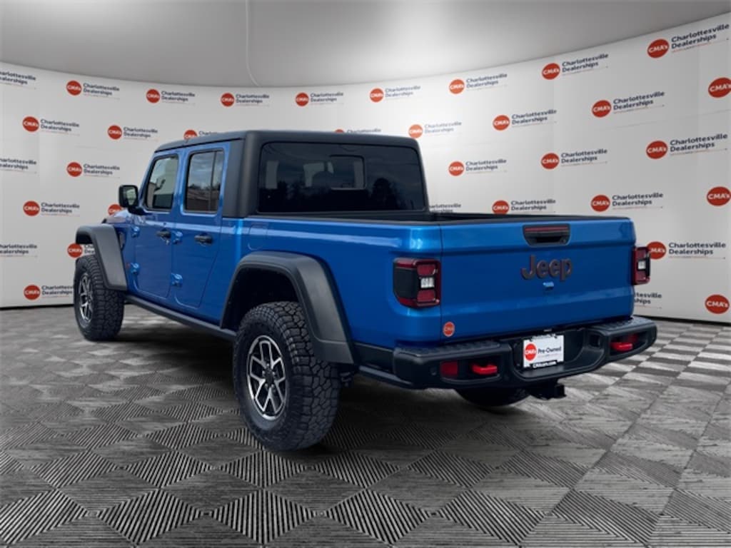 Used 2024 Jeep Gladiator Rubicon Truck