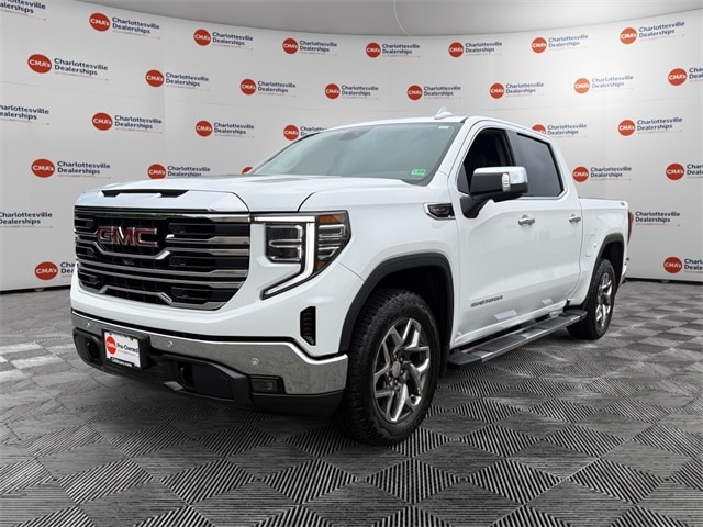 2024 GMC Sierra 1500 SLT's photo