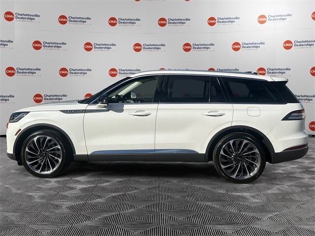 2026 Lincoln Aviator Reserve photo 2