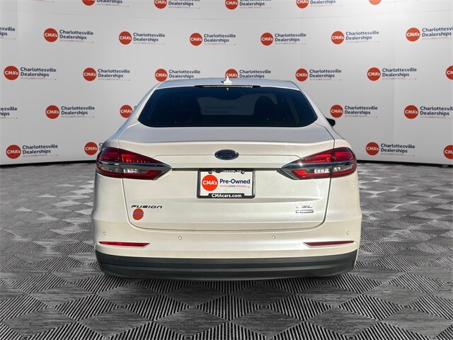 2020 Ford Fusion Hybrid SEL photo 4