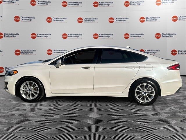2020 Ford Fusion Hybrid SEL photo 2