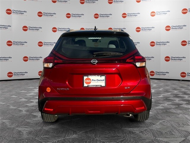 2023 Nissan Kicks SR photo 4