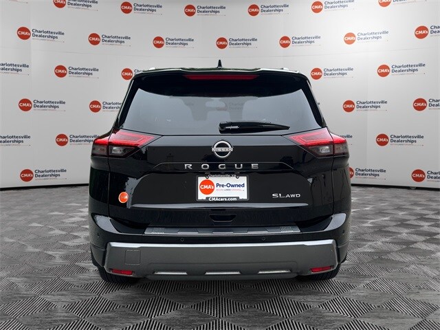 2024 Nissan Rogue SL photo 4