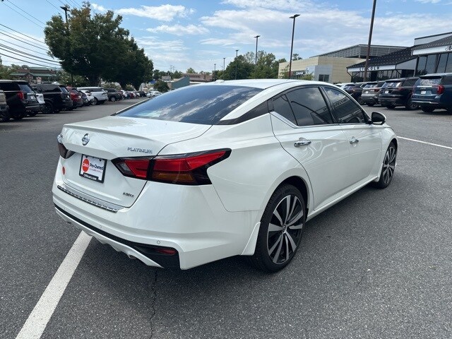 2022 Nissan Altima 2.5 Platinum photo 4