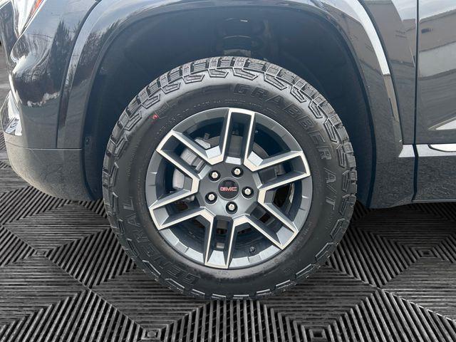 2026 GMC Terrain AT4 - Photo 14