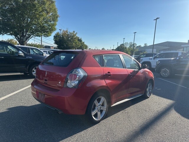 2009 Pontiac Vibe Base photo 4